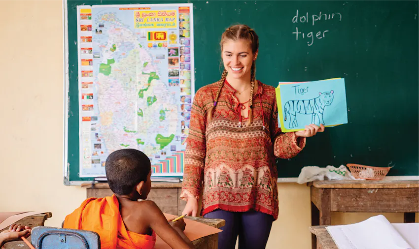 Teaching abroad with IVHQ in Sri Lanka