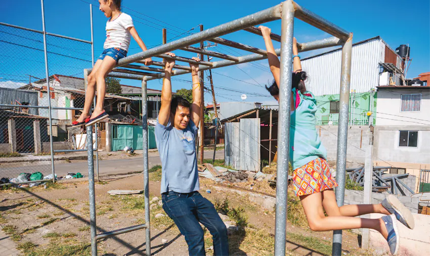 Teaching English abroad with IVHQ in Costa Rica