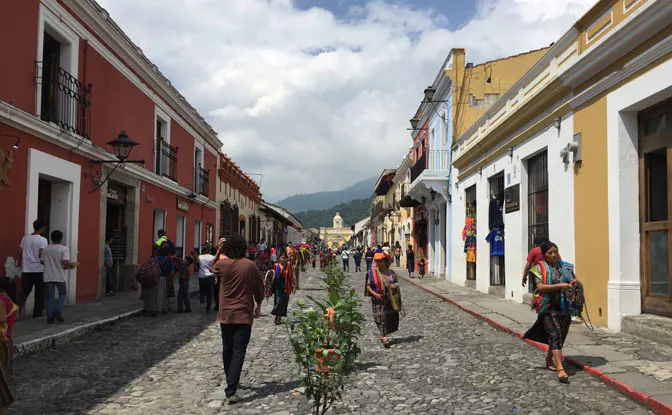 Walking the streets of Guatemala as an IVHQ volunteer