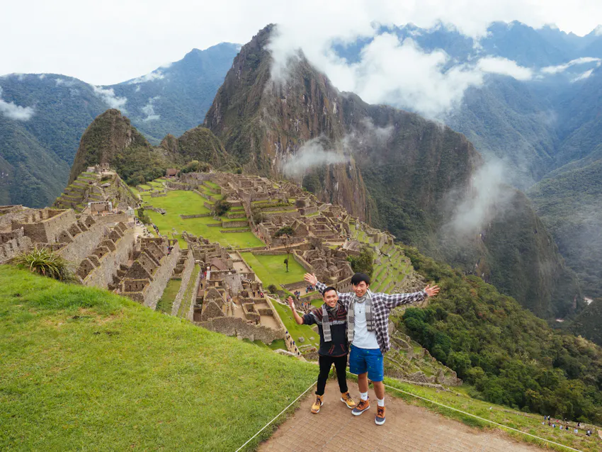 Volunteer trips abroad you can take For 1 or 2 Weeks