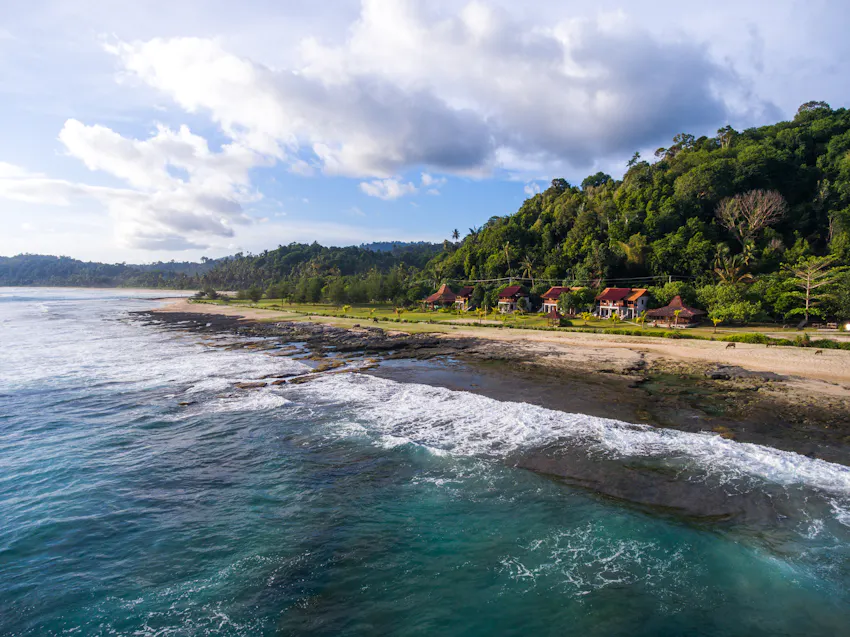 Volunteer trips abroad you can take For 1 or 2 Weeks