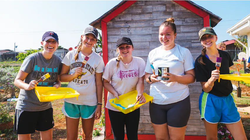 Volunteer abroad in Costa Rica as a teen with IVHQ