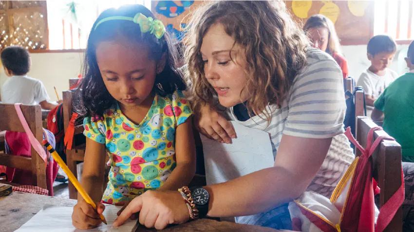 Volunteer abroad in the Philippines as a teen with IVHQ