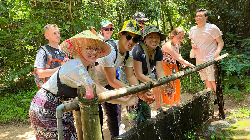 Volunteer in Vietnam: A Land of Contrasts with IVHQ.