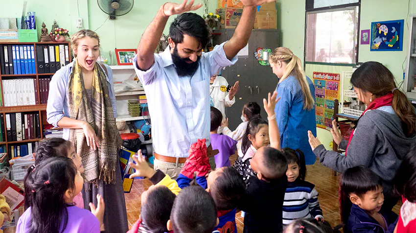 Volunteer in Thailand: The Land of Smiles with IVHQ.