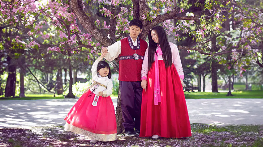 Exploring South Korean Culture: The Importance of Family and Respect with IVHQ.