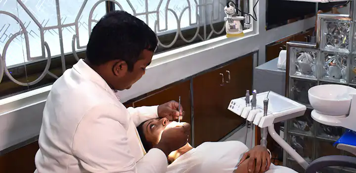 Volunteer on the Dentistry project in Kerala, India with IVHQ