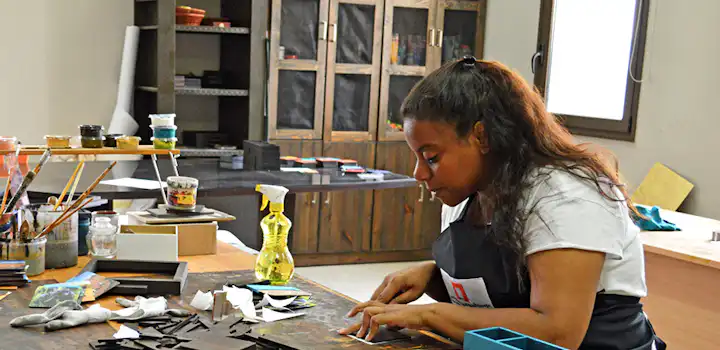 Volunteer on the Women's Education project with IVHQ in Jordan