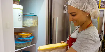 Volunteer on the Feeding the Homeless project with IVHQ in Portugal