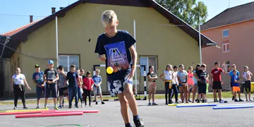 Volunteer on the Summer Camp project in Romania with IVHQ