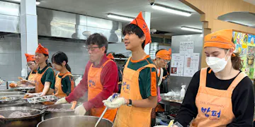 Volunteer on the Soup Kitchen Project in South Korea, Seoul with IVHQ